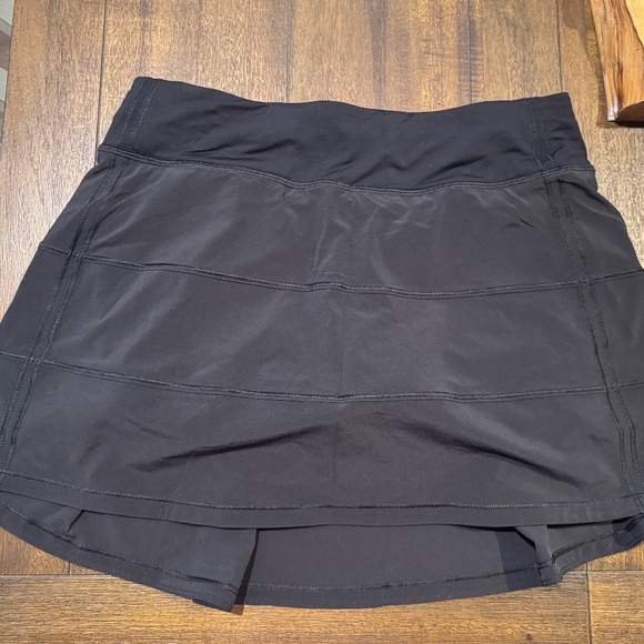 EUC Lululemon Pace Rival Skort - 13.5" - Picture 5 of 8